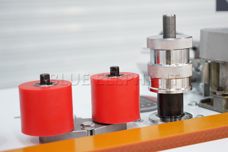 曲直線封邊機(jī)、